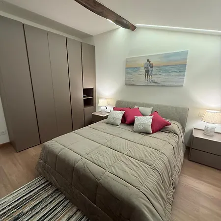 Welcome Riviera Mazzini 77 Lusso Nel Centro Di Rapallo,wifi, Condizionamento In Ogni Stanza, Attrezzato Con Tutto Quello Che Serve In Casa, Per Un Da Favola, Parcheggio A Pagamento 15euro Al Giorno Da Prenotare In Anticipo Διαμέρισμα