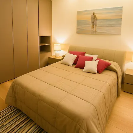 Apartment Welcome Riviera- Mazzini 77 Con Wifi, Condizionamento In Ogni Stanza, Parcheggio A Pagamento 15euro Al Giorno Da Prenotare In Anticipo Rapallo